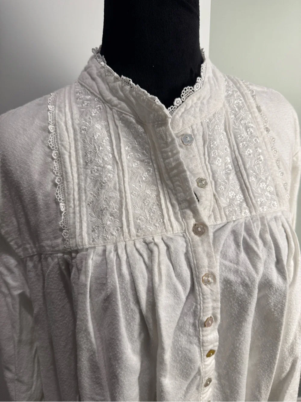 Eileen West White HIGHNECK Long Ballet Nightgown XL cottage fairy croquet lace